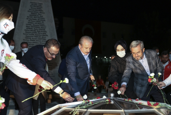 81 ilden gelen sporcular TBMM'de demokrasi nöbeti tutuyor