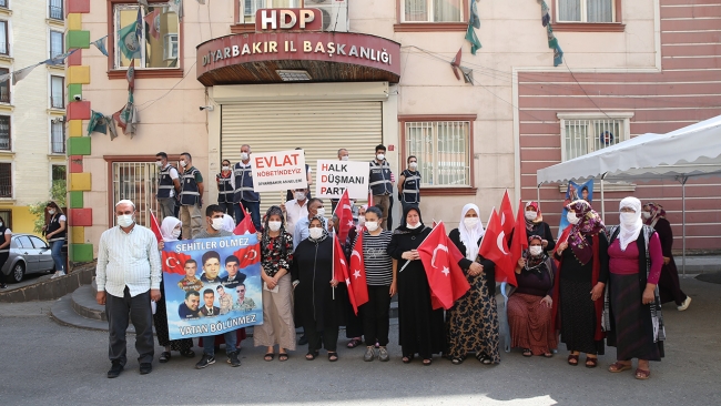 Şehit annesinden Diyarbakır annelerine destek