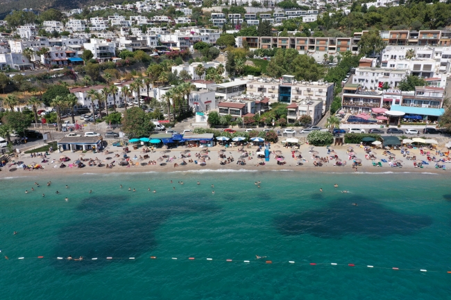 Turizm merkezlerinde bayram yoğunluğu