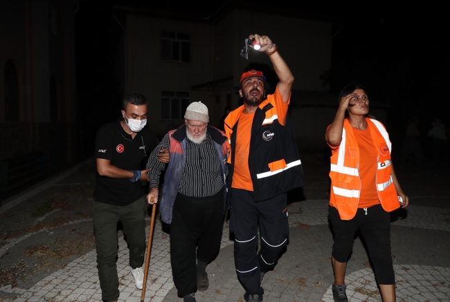 Manavgat'ta bir mahalle daha boşaltıldı