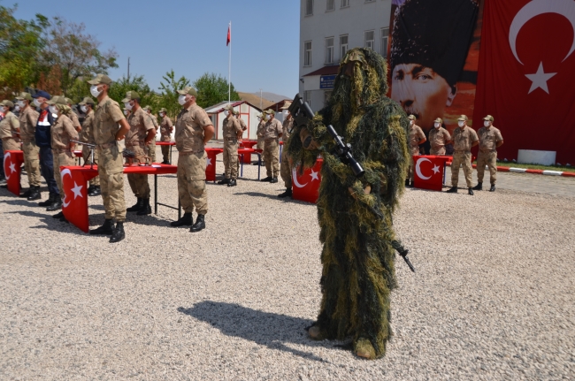 Muş'ta 36 güvenlik korucusu göreve başladı