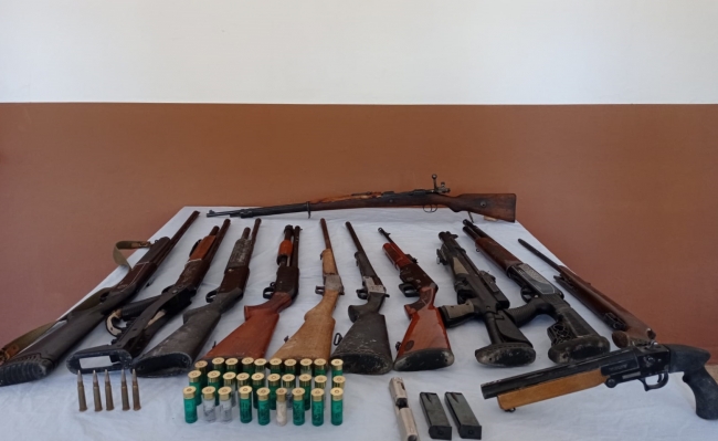 Silah kaçakçıları Şanlıurfa'da yakalandı
