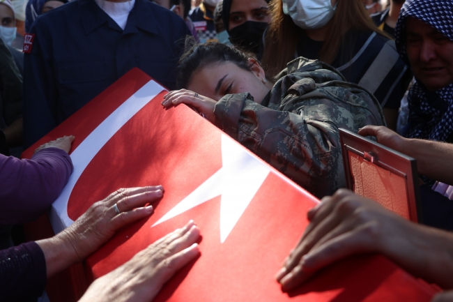 Şehit Piyade Uzman Çavuş Mücahit Sınırtepe son yolculuğuna uğurlandı