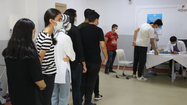 Diyarbakır'da öğrenciler için aşı seferberliği