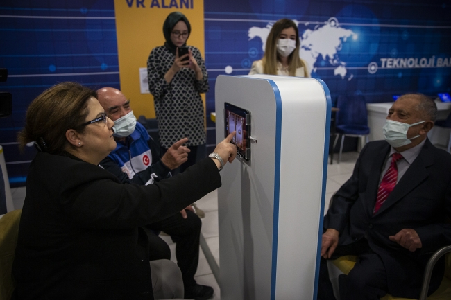 Bakan Yanık, Ankara’da huzurevi sakinleri ile buluştu