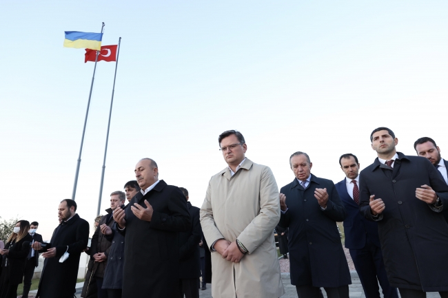 Dışişleri Bakanı Mevlüt Çavuşoğlu, Ukrayna’da
