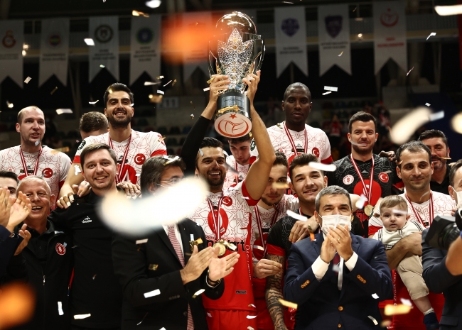 Kupanın sahibi Ziraat Bankkart oldu