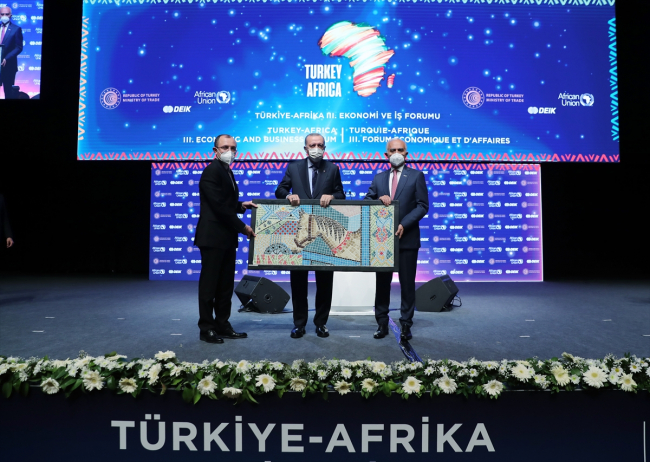 Cumhurbaşkanı Erdoğan: Afrika ziyaretlerimi sömürgeci zihniyetin rahatsızlığına rağmen gerçekleştirdim
