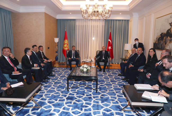 Cumhurbaşkanı Erdoğan, Türk Devletleri Teşkilatı üye ülkelerinin liderleriyle görüştü