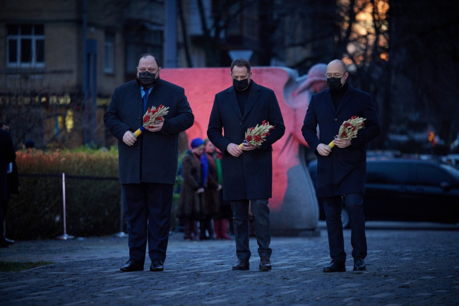 Ukrayna'da "Holodomor trajedisi"nin kurbanları anıldı