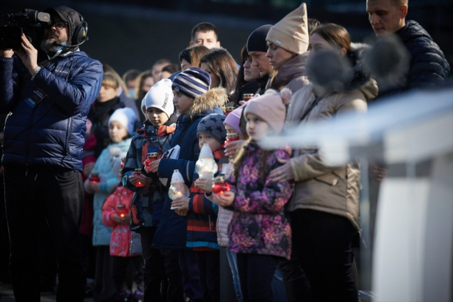 Ukrayna'da "Holodomor trajedisi"nin kurbanları anıldı