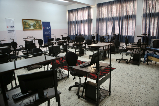 TİKA, Trablus'ta bilgisayar laboratuvarı ve atölye açtı