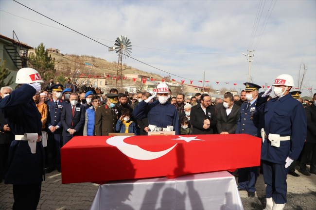 Şehit İdris Aksöz, Nevşehir'de son yolculuğuna uğurlandı