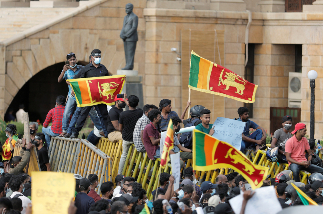 Sri Lanka’da protestocular yine sokaklara döküldü