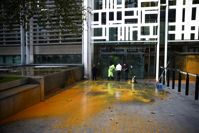 Just Stop Oil hareketi İngiltere İçişleri Bakanlığı'na ait binayı hedef almıştı | Fotoğraf: Reuters