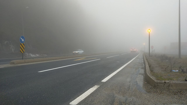 Bolu Dağı'nda sis ve sağanak etkili