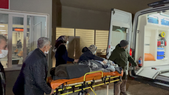 Sokak köpeklerinin saldırısına uğrayan çocuk ağır yaralandı