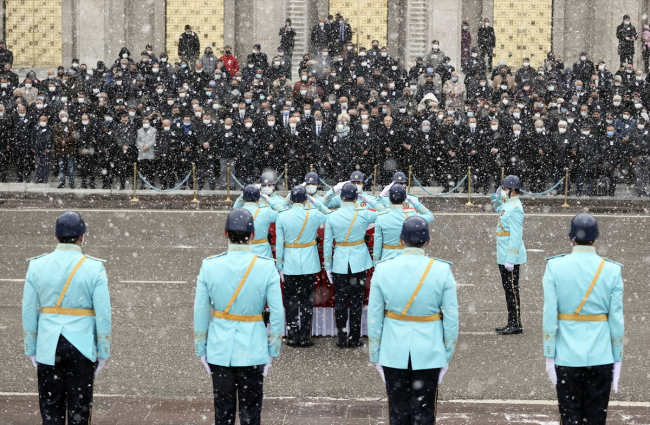 Millet Partisi Genel Başkanı Edibali'ye Meclis'te tören