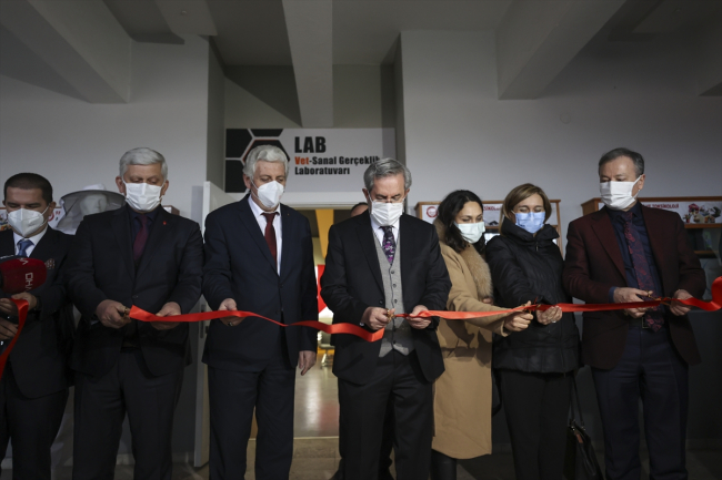 Ankara Üniversitesi eğitimlerini sanal gerçekliğe taşıyor