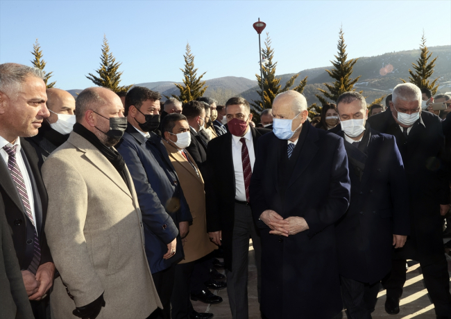 MHP Genel Başkanı Bahçeli'den Ülkücü Şehitler Anıtı'na ziyaret