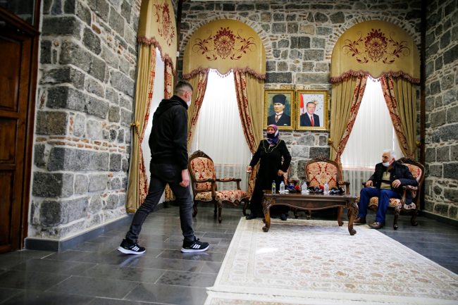 Evlat nöbetinde 35. buluşma: 7 yıl sonra kavuştular