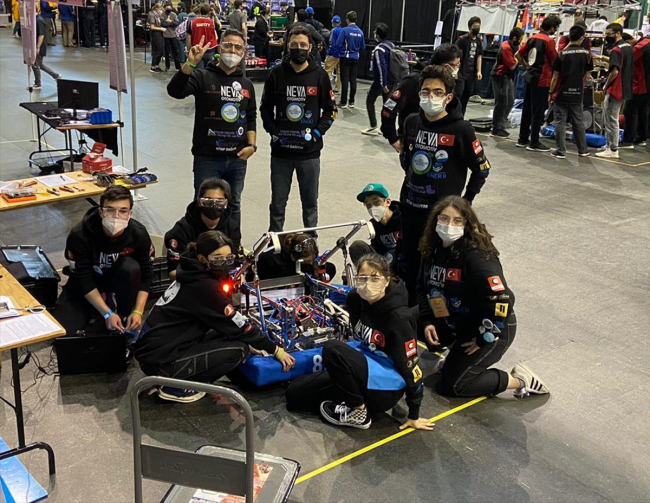 Ordulu öğrencilerin robotu Kanada'da birinci oldu