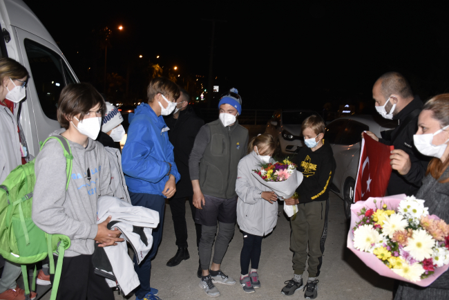 Ülkelerine dönemeyen Ukraynalı sporcular Bodrum'da misafir ediliyor