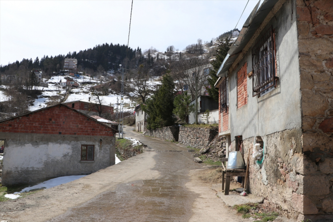 Trabzon'da heyelan: 27 ev tedbir amaçlı boşaltıldı