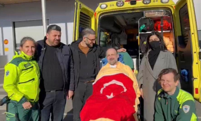 Ambulans uçak bu kez İsveç'e havalandı