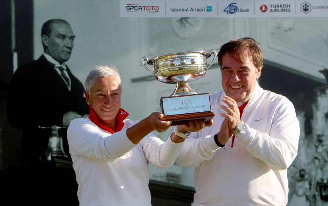 Golfte Cumhuriyet Kupası'nı Beyhan Goldman Benardete kazandı