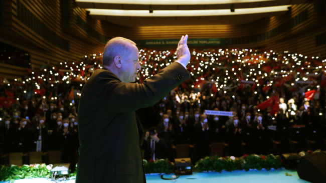 Cumhurbaşkanı Erdoğan: Yuvarlak masada yer beğenmeyenlere milletim yerini gösterecek