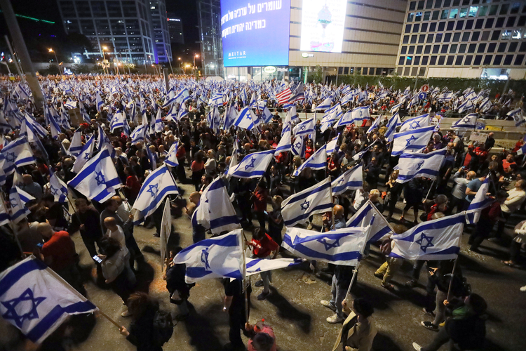 İsrail'deki yargı reformu protestolarına 8 ayda yaklaşık 7 milyon kişi katıldı
