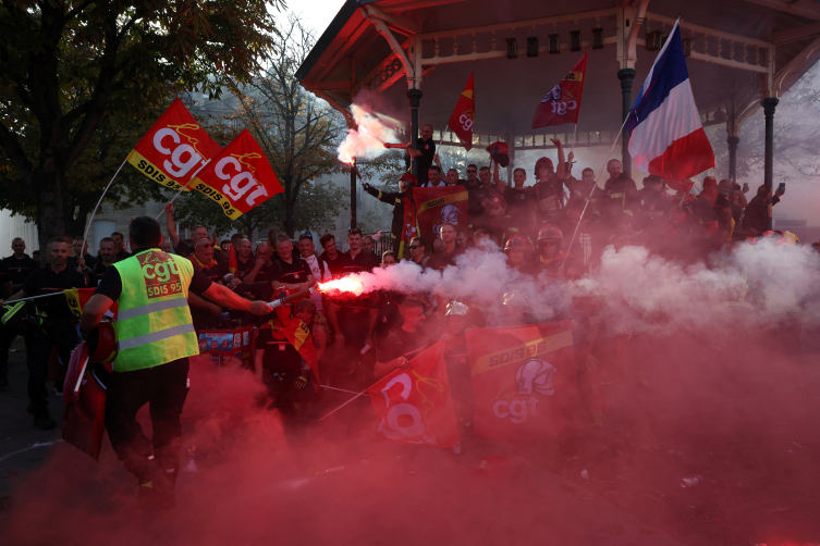 Fransa'da öğrenci protestoları şiddetlendi: 400'den fazla gözaltı