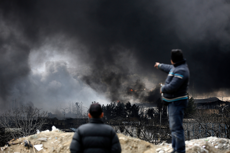 Tahran'da sürekli hava kirliliğiyle ilgili uyarılar yapılıyor. Fotoğraf: AA