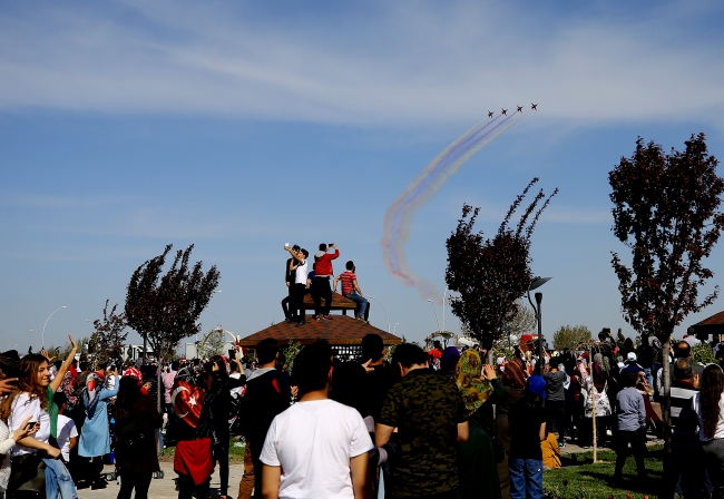 Türk Yıldızları ve SOLOTÜRK nefes kesti