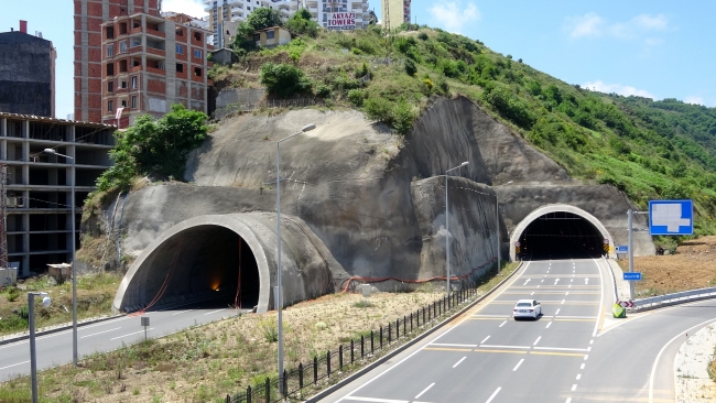 Trabzon’da 23 kilometrelik güzergah üzerine 17 tünel