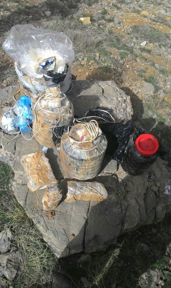 Irak sınırında teröristlerin tuzakladığı patlayıcılar imha edildi