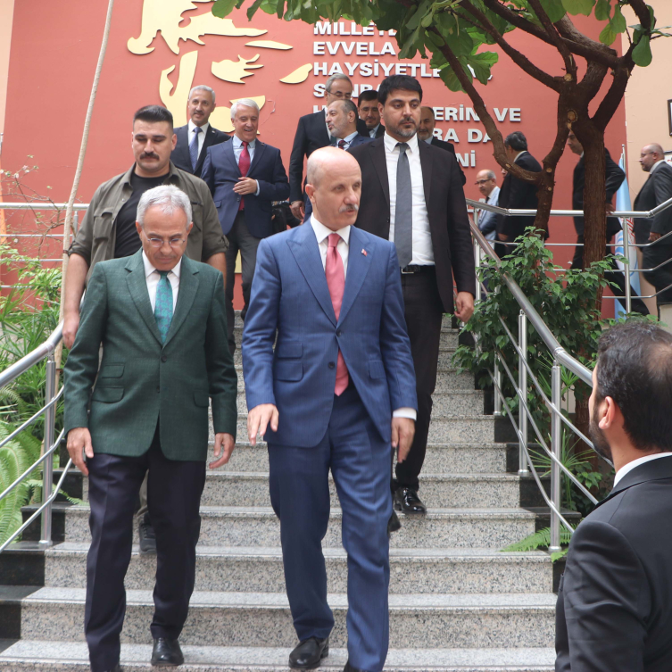 YÖK Başkanı Özvar: Yüz yüze ve uzaktan öğretim yapılacağını üniversite senatoları karara bağlayacaktır