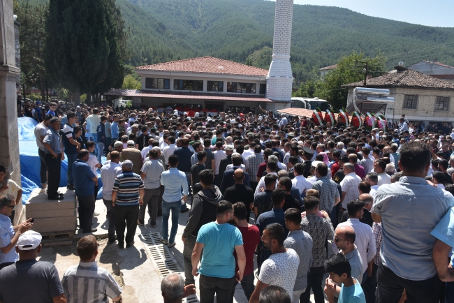 Diyarbakır ve Hakkari şehitlerine veda