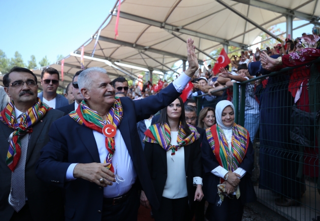 TBMM Başkanı Yıldırım: Ekonomimiz üzerinden yapılan operasyonlar bozulacaktır