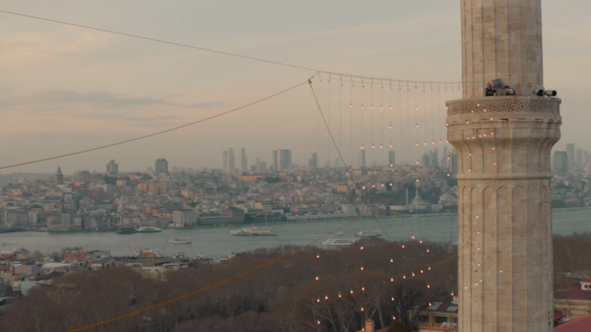 Ramazan mahyası Ayasofya'ya asıldı