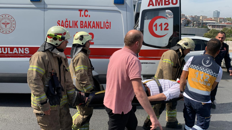 İstanbul'da iş yeri asansörü düştü: 7 yaralı