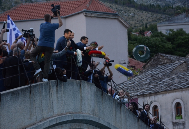 Mostar Köprüsü'nün yeniden açılışının 14'üncü yıl dönümünde tören