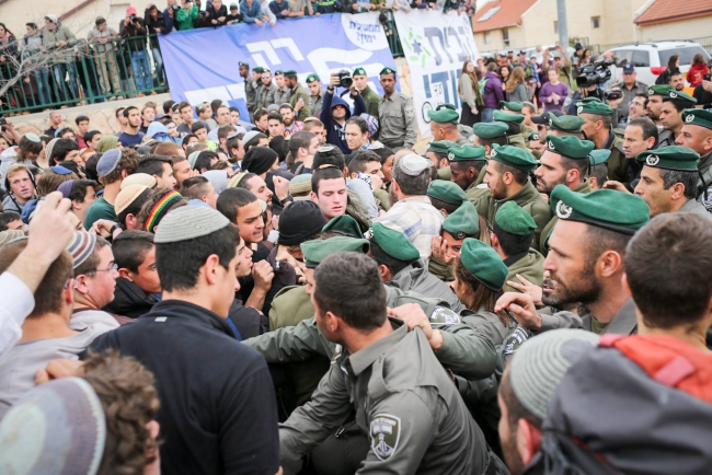 Kudüs İslami Vakıflar İdaresi: Fanatik Yahudiler Mescid-i Aksa'da provokasyon yapıyor