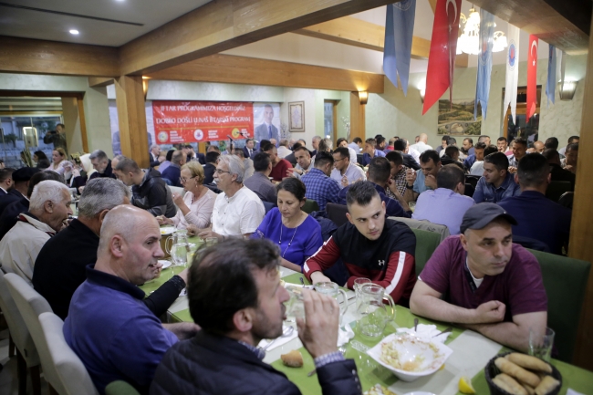 10 ülkede "Kardeşlik sofrası" kuruldu