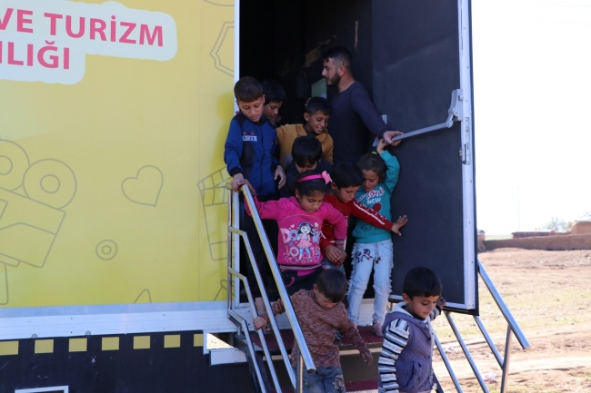 Tel Abyad'lı çocuklar ilk kez sinemayla tanıştı