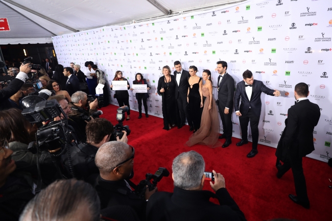 Uluslararası Emmy Ödülleri'nde Türk rüzgarı esti