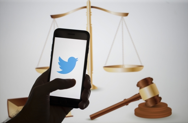 Sosyal medya platformlarını hem özelde hem de iş hayatında kullanıyoruz peki, güvenliğinden ne kadar haberdarız. Fotoğraf: AA