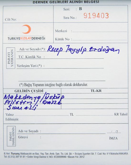 Cumhurbaşkanı Erdoğan kurban vekaletlerini Kızılay'a verdi