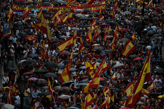 Katalonya'da referandum karşıtı gösteri
